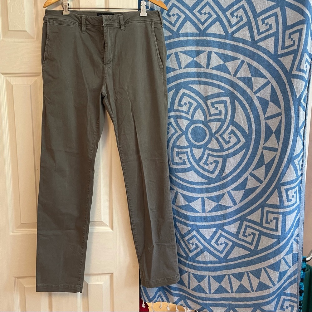 American Eagle pants